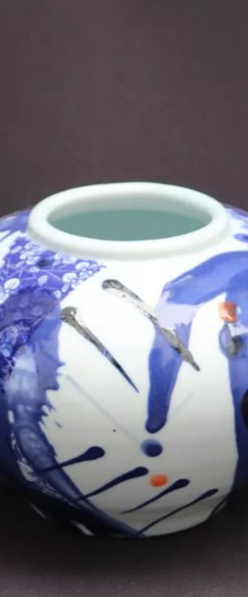 Large round vase by Andrew Matheson RBSA