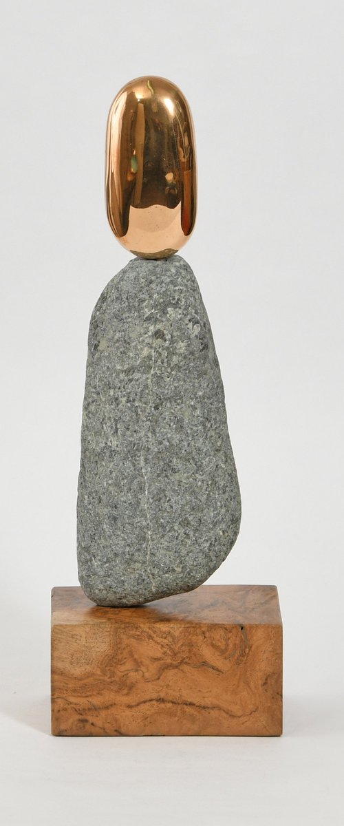 Beach Song 17 by Philip Hearsey