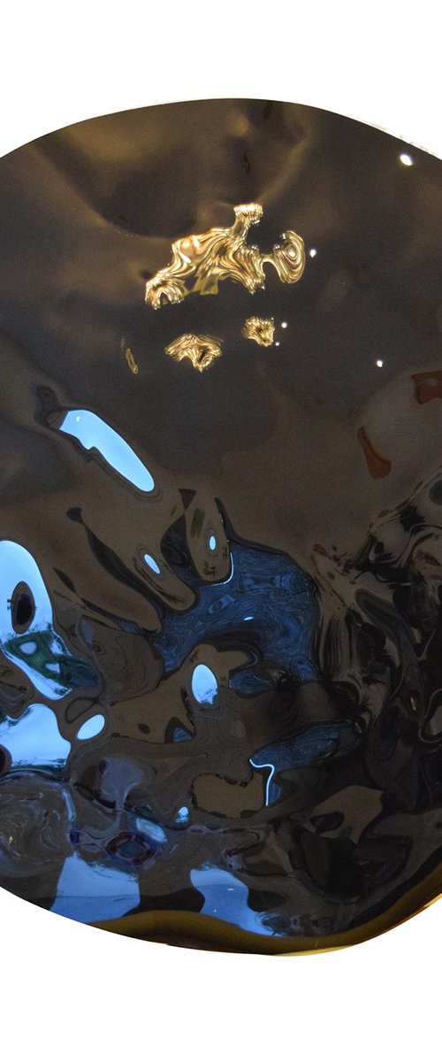 Deep reflections by Anna Sidi-Yacoub