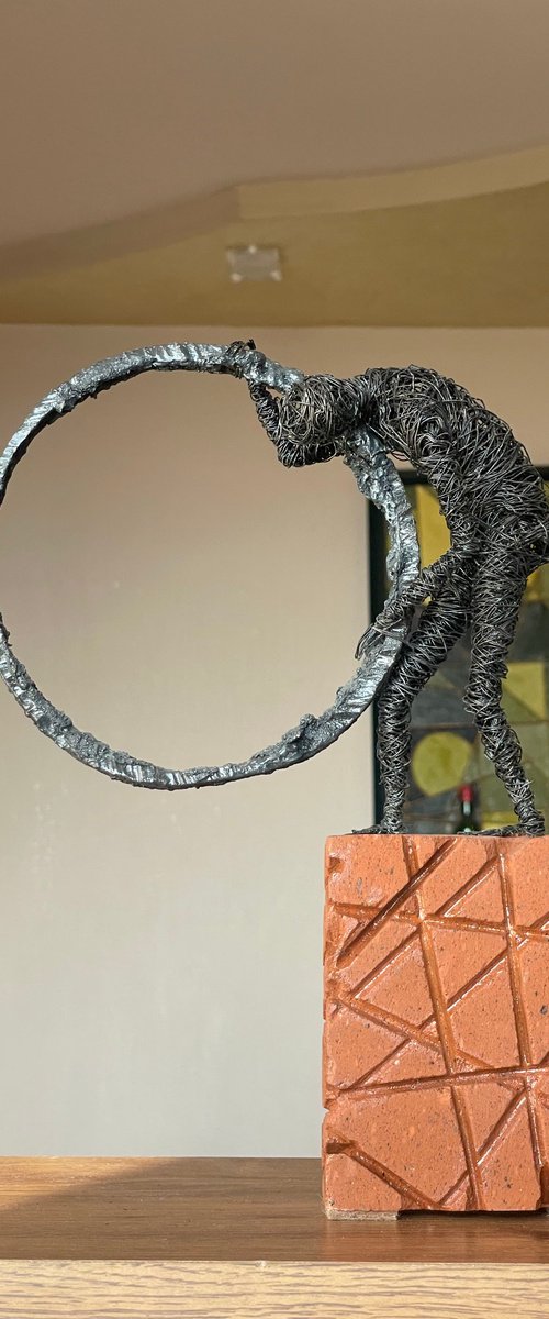 Form in Flux by Karen Axikyan