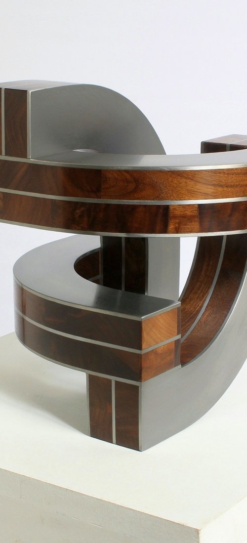 Surroundit by Nikolaus Weiler