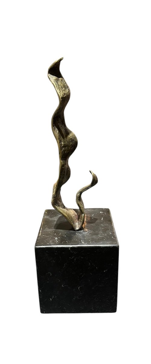 Dance of Waves - Rock's Depth by Seda Eyuboglu